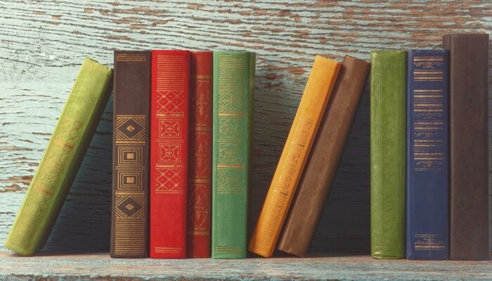 7 Empowering Books Every Woman Should Read Before 35