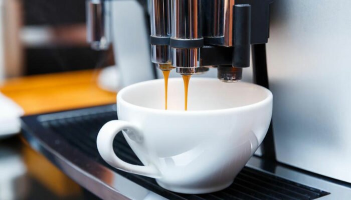 Benefits of using modern coffee makers with grinders