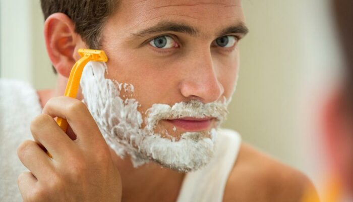 Gillette men’s shaving products, pricing, and review