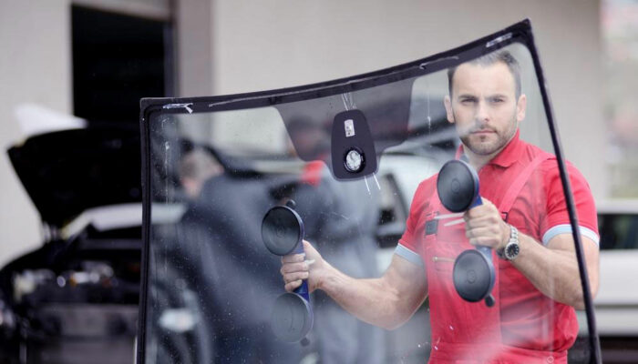 Auto glass – Types, maintenance and more