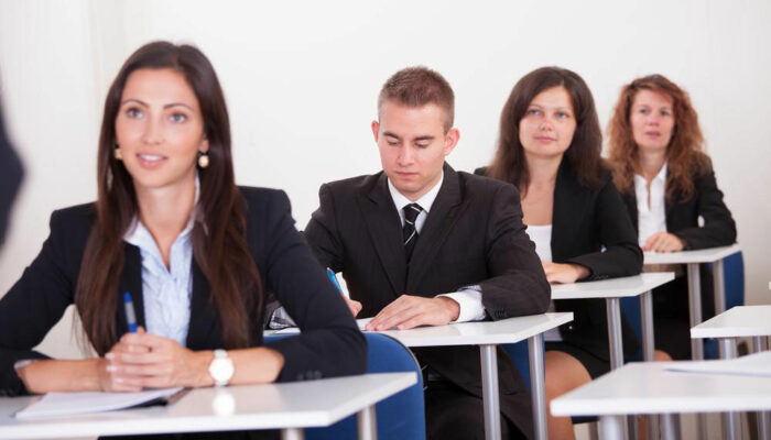 Best scholarship options for business management aspirants