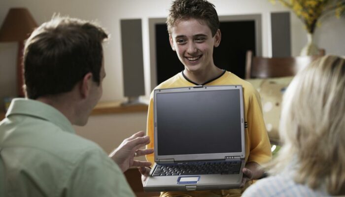 Buying laptops from Costco? Here’re some brand suggestions for you