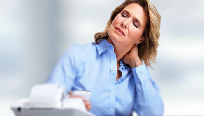 Neck Pain – Causes and Home Remedies