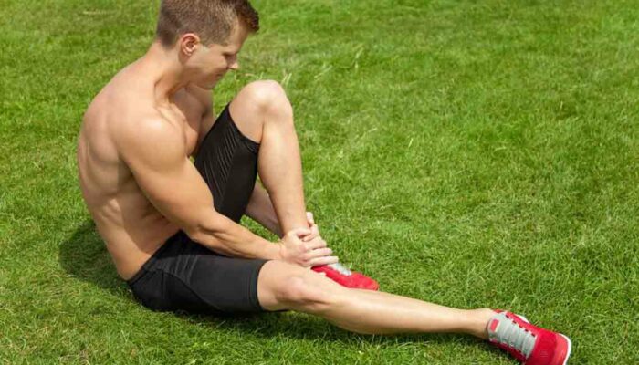 Swollen Feet and Ankles – Causes and Treatments