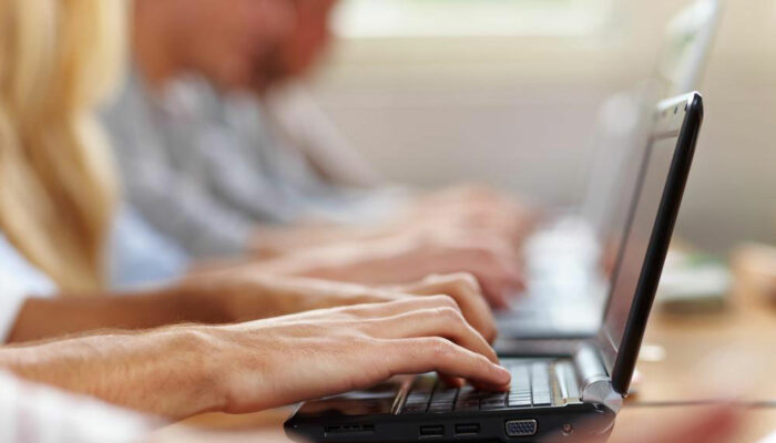 Three popular online courses for Python programming