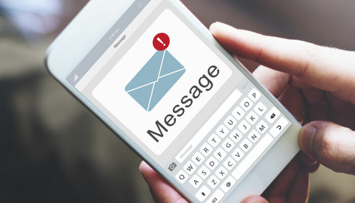What is a mass text message service and how to use it