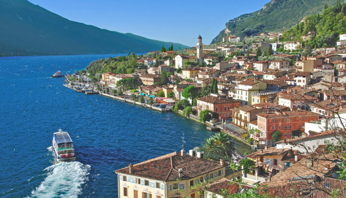 7 Popular Websites Offering Europe Vacation Packages