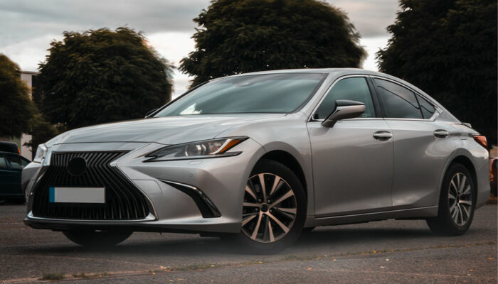 Lexus UX 200 – Key Features and Trims