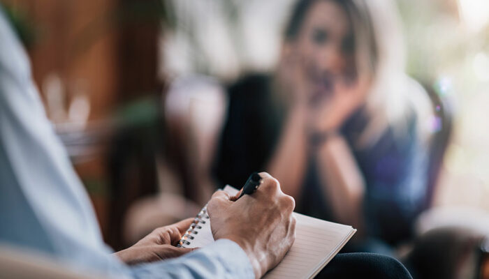 Here’s How Cognitive Behavioral Therapy Helps Manage Mental Health Issues