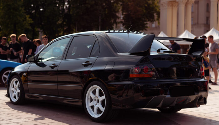 Here’s What the Mitsubishi 3000GT Has to Offer